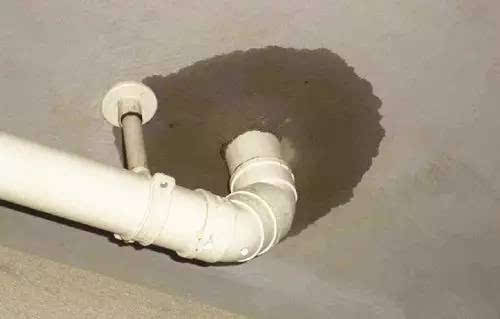 卫生间漏水
